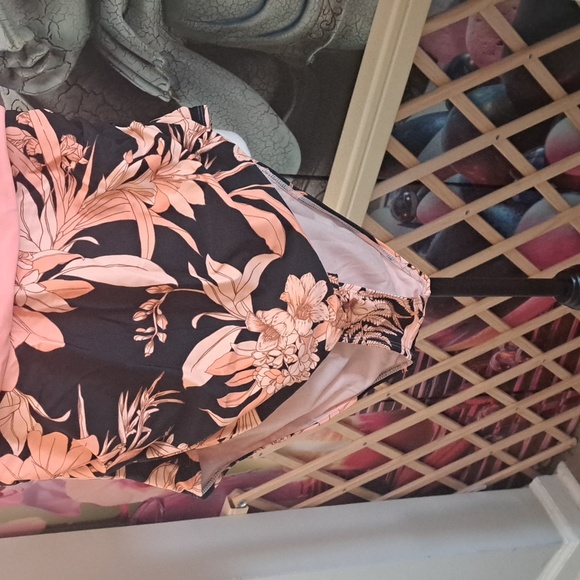 NWT CUPSHE SWIMSUIT - Picture 2 of 11